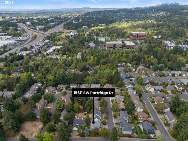 15611 PARTRIDGE Dr, Lake Oswego, OR 97035