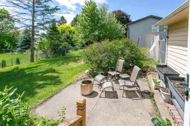 4880 149th Court, Apple Valley, MN 55124