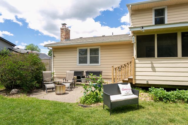 4880 149th Court, Apple Valley, MN 55124