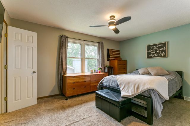 4880 149th Court, Apple Valley, MN 55124