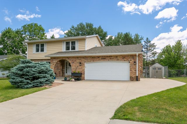 4880 149th Court, Apple Valley, MN 55124