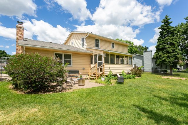 4880 149th Court, Apple Valley, MN 55124