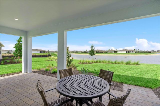 17911 SHADE TREE LOOP, Punta Gorda, FL 33982