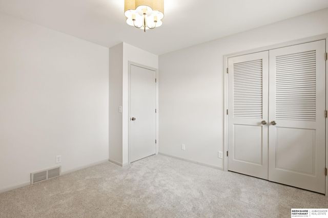 12356 Westover Road, Omaha, NE 68154