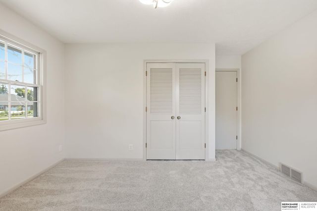 12356 Westover Road, Omaha, NE 68154