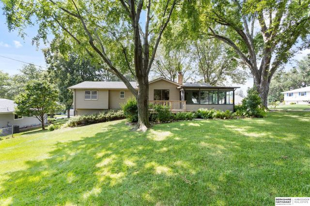12356 Westover Road, Omaha, NE 68154