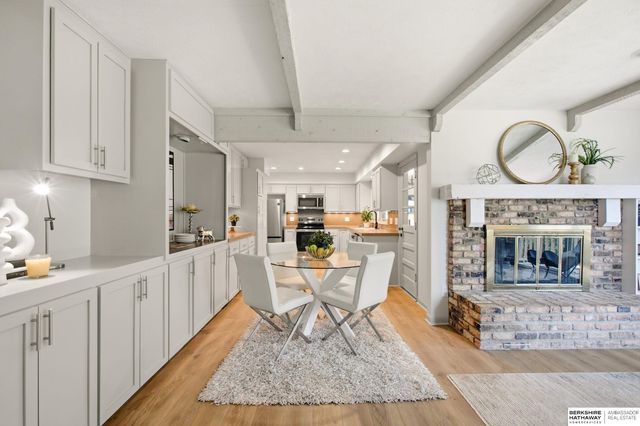 12356 Westover Road, Omaha, NE 68154