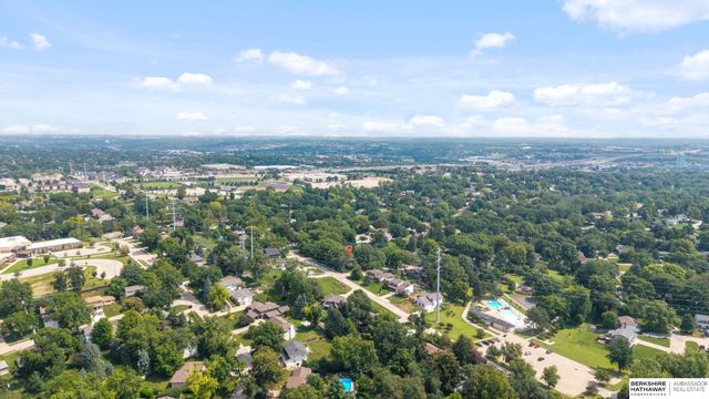 12356 Westover Road, Omaha, NE 68154