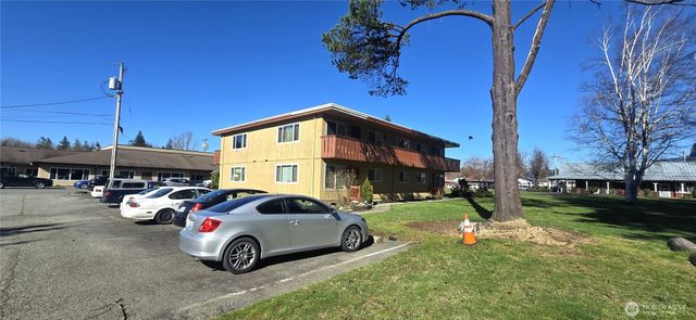 226 Cedar Ave S, North Bend, WA 98045