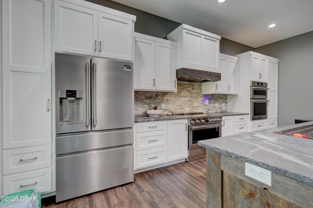 6675 Co Rd 80, Carthage, MO 64836