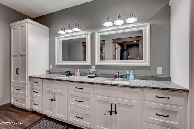 6675 Co Rd 80, Carthage, MO 64836