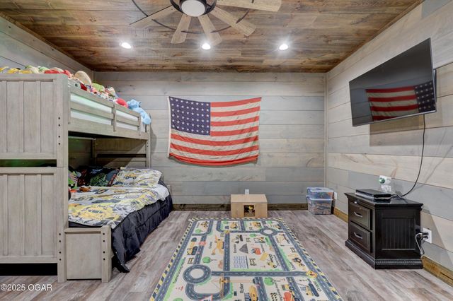 6675 Co Rd 80, Carthage, MO 64836