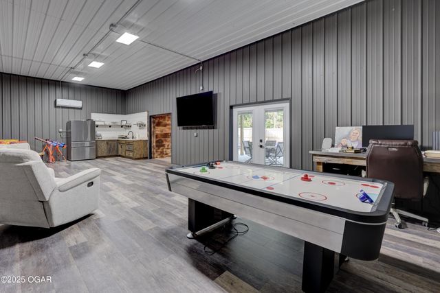 6675 Co Rd 80, Carthage, MO 64836