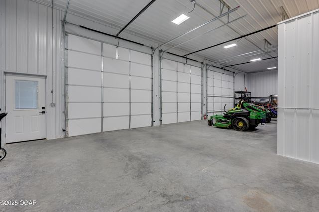 6675 Co Rd 80, Carthage, MO 64836