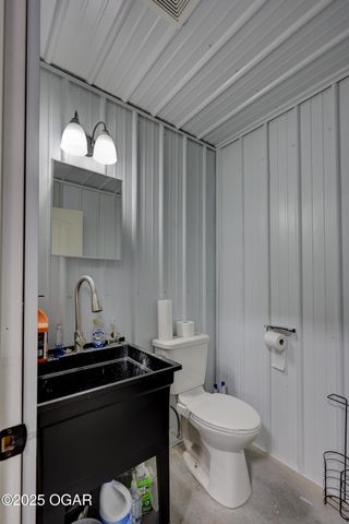 6675 Co Rd 80, Carthage, MO 64836