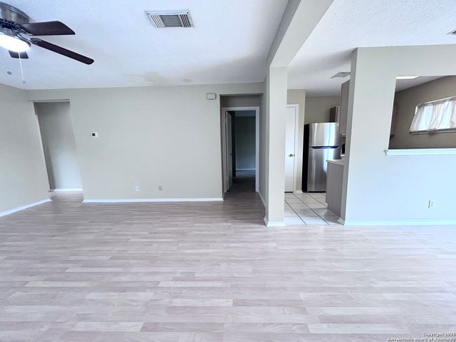 13823 Villa Camino, San Antonio, TX 78233