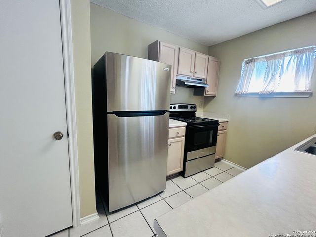 13823 Villa Camino, San Antonio, TX 78233