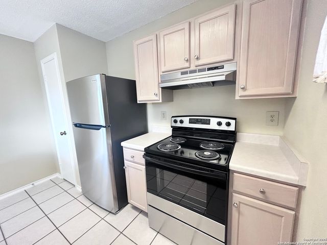 13823 Villa Camino, San Antonio, TX 78233