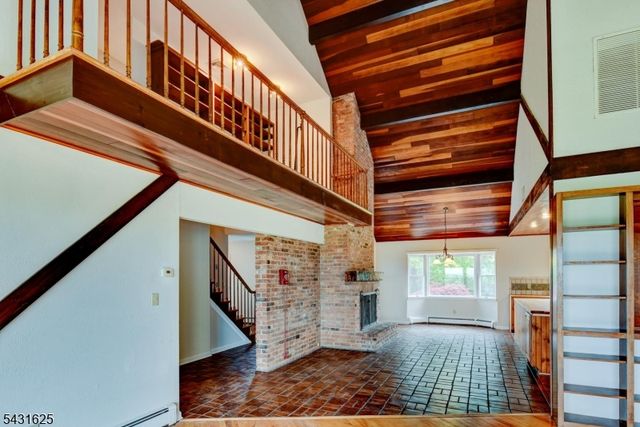 67 Kimble Ln, Sparta Twp., NJ 07871