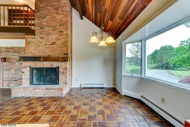 67 Kimble Ln, Sparta Twp., NJ 07871