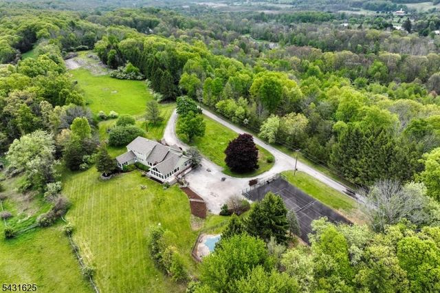 67 Kimble Ln, Sparta Twp., NJ 07871