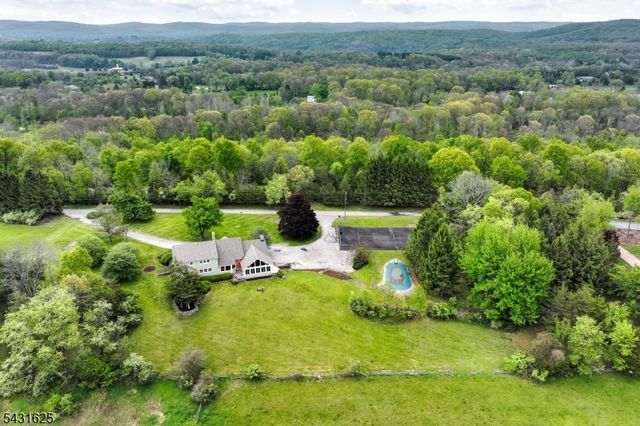 67 Kimble Ln, Sparta Twp., NJ 07871