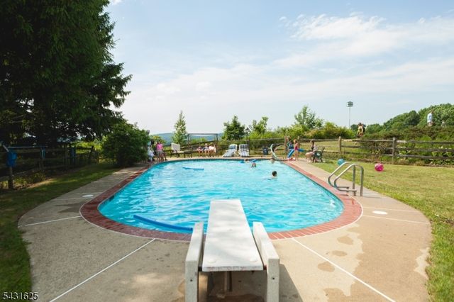 67 Kimble Ln, Sparta Twp., NJ 07871