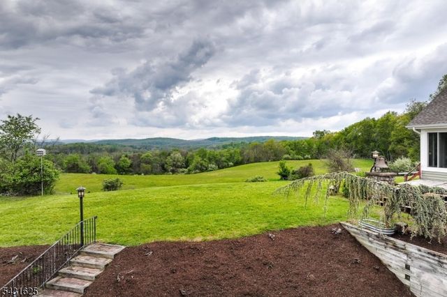 67 Kimble Ln, Sparta Twp., NJ 07871