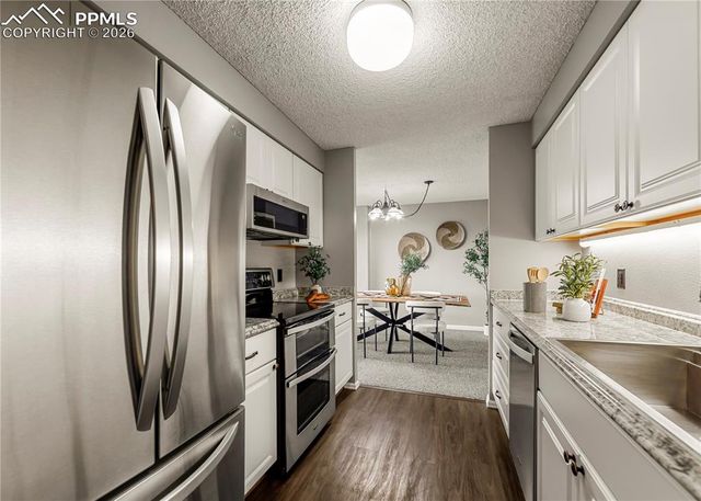 411 Lakewood Circle B529, Colorado Springs, CO 80910