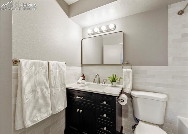 411 Lakewood Circle B529, Colorado Springs, CO 80910