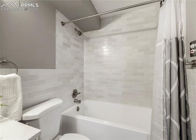 411 Lakewood Circle B529, Colorado Springs, CO 80910