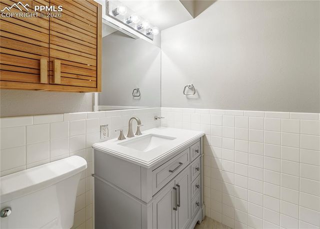 411 Lakewood Circle B529, Colorado Springs, CO 80910