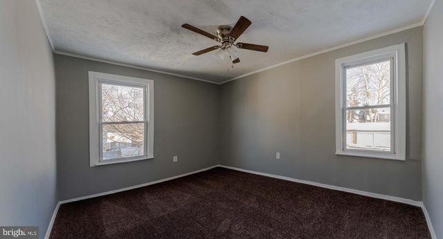 1625 HUDDLE AVE, Linwood, PA 19061