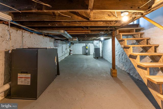 1625 HUDDLE AVE, Linwood, PA 19061