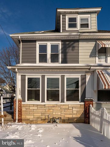 1625 HUDDLE AVE, Linwood, PA 19061