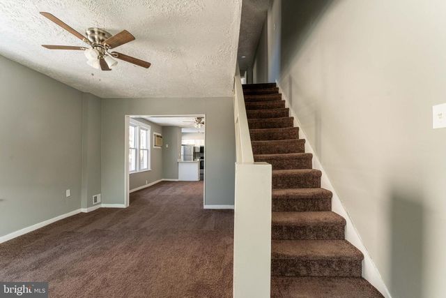 1625 HUDDLE AVE, Linwood, PA 19061