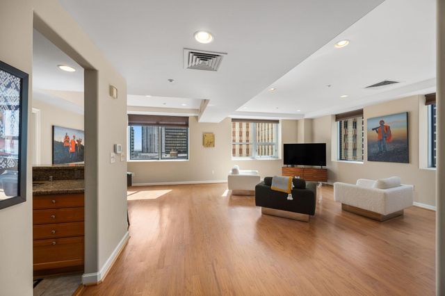 914 Main Street 1504, Houston, TX 77002