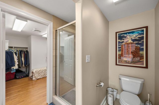 914 Main Street 1504, Houston, TX 77002