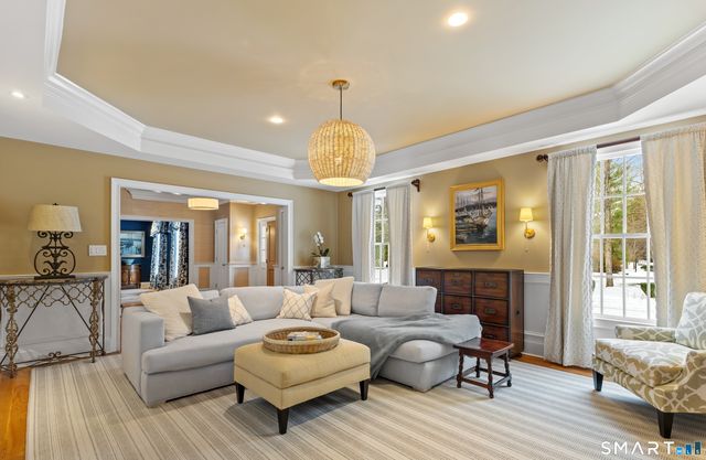 10 Pheasant Hill Road, Weston, CT 06883