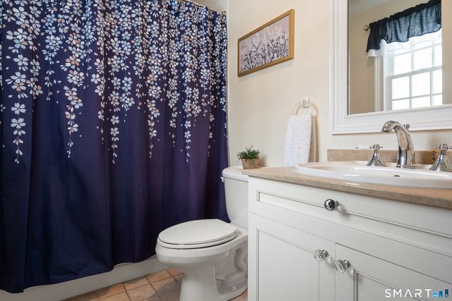 10 Pheasant Hill Road, Weston, CT 06883