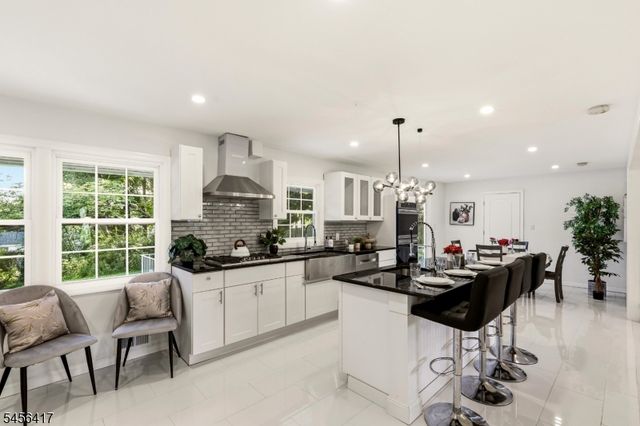 496 Seven Oaks Ct, City Of Orange Twp., NJ 07050