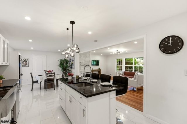 496 Seven Oaks Ct, City Of Orange Twp., NJ 07050