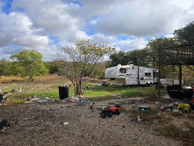 128 RED FOX LN, Bastrop, TX 78602