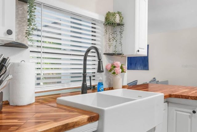 13501 WHITBY ROAD, Hudson, FL 34667