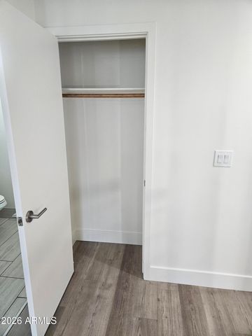 232 S ROOSEVELT Street, Tempe, AZ 85281