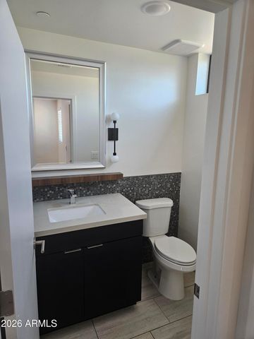 232 S ROOSEVELT Street, Tempe, AZ 85281