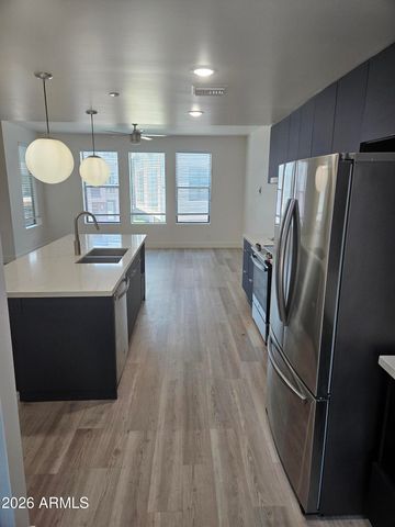 232 S ROOSEVELT Street, Tempe, AZ 85281
