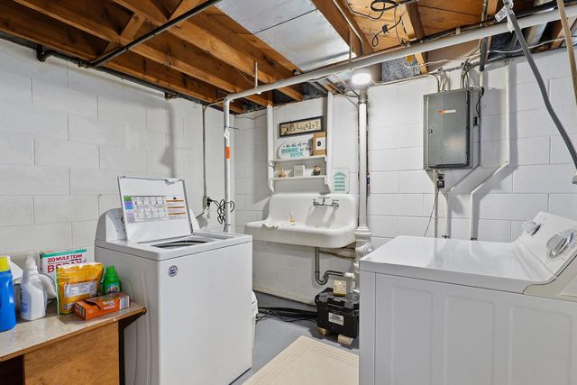 2825 S 7th STREET, Sheboygan, WI 53081