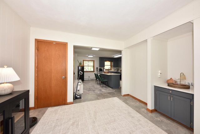 500 Oakwood ROAD, Oak Creek, WI 53154