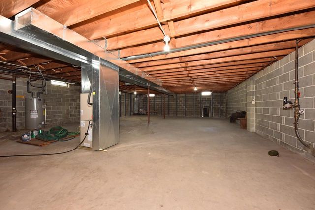 500 Oakwood ROAD, Oak Creek, WI 53154